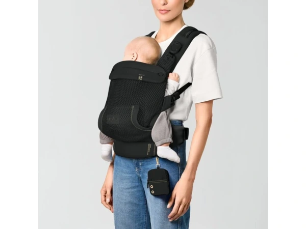 Cybex Laya ergonomický nosič pre bábätko od narodenia - Magic Black 3