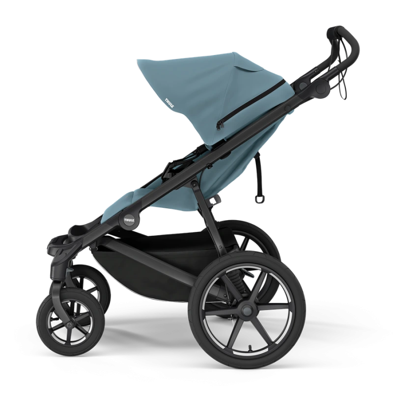 THULE Urban Glide 4-wheel športový kočík Magnetic Buckle – Mid Blue 1