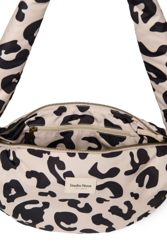 STUDIO NOOS - Puffy Mini Cross Body Bag | Holy Cow 4