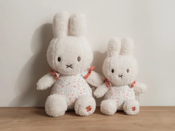 Králiček Miffy Lucky Blossom 20 cm 2