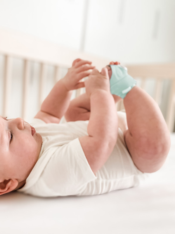 OWLET DREAM SOCK - MINT inteligentná ponožka 2