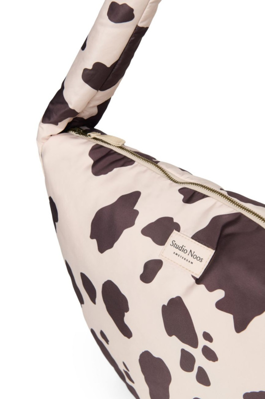 STUDIO NOOS - Puffy Cross Body Bag | Holy Cow Brownish 4