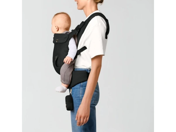 Cybex Laya ergonomický nosič pre bábätko od narodenia - Magic Black 2