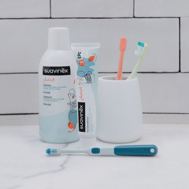 SUAVINEX | Detská kefka na zúbky JUNIOR +6 rokov - modrá 2