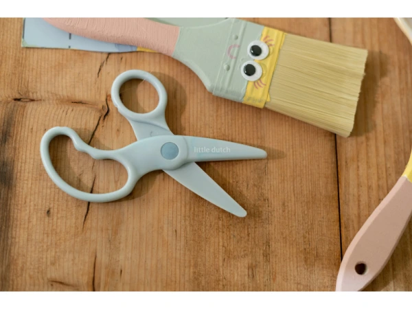 Kniha s vystrihovacími autami Jim 20