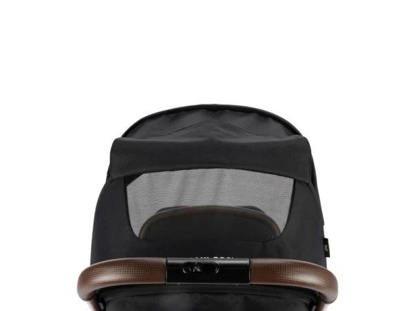 Eva 3 kočík Essential Black Champagne 6