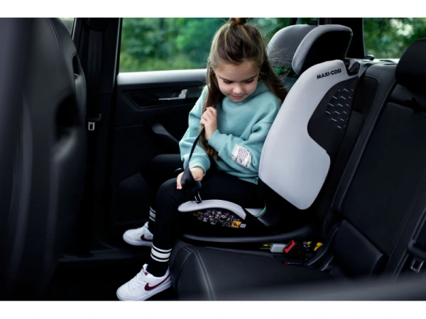 Titan Pro i-Size autosedačka Authentic Grey 19