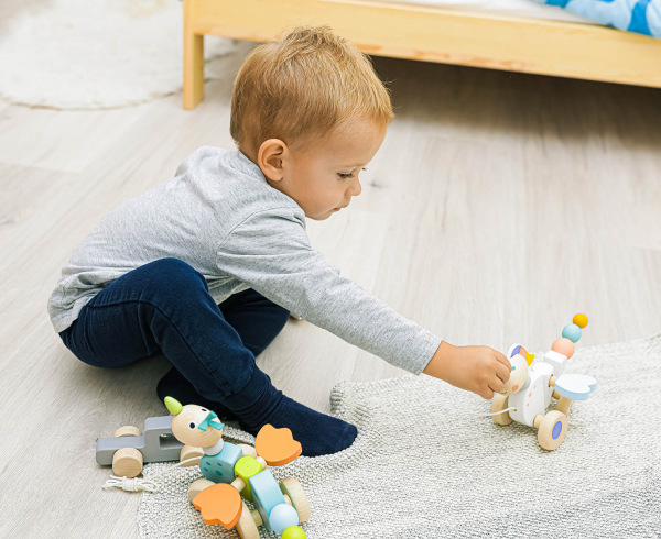 Dřevěná tahací hračka, Unicorn 4