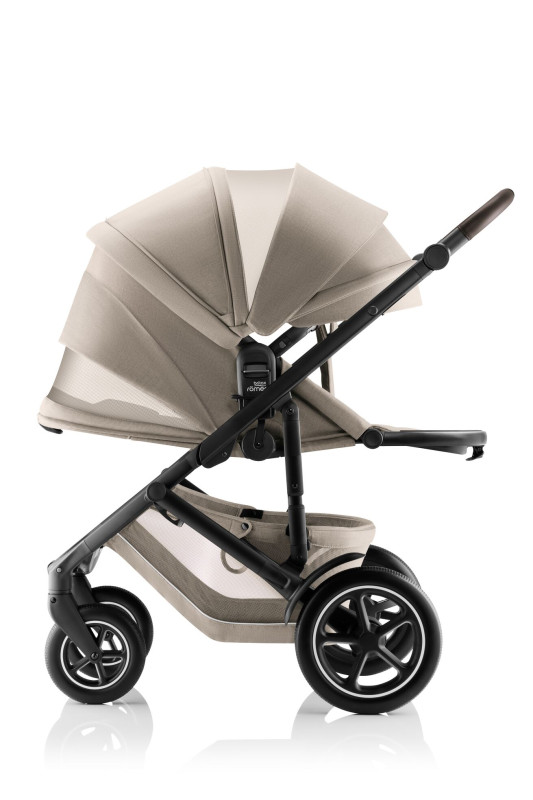 Sada kočíka Smile 5Z + hlboká vanička + autosedačka Baby-Safe PRO + základňa Vario Base 5Z Style, Te 8