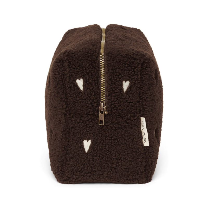 STUDIO NOOS - Teddy Toiletry - toaletná taštička | Chocolate Hearts 2