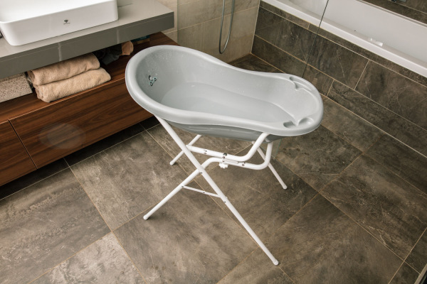 Stojan na vaničku 8