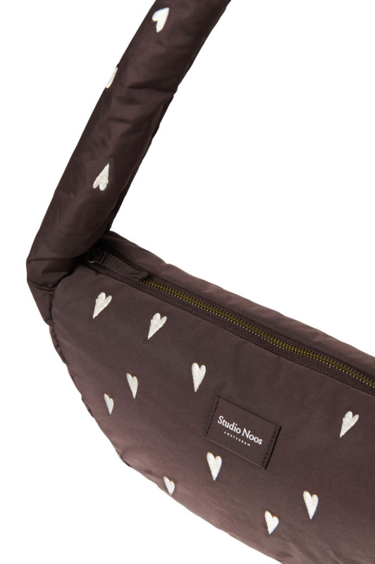 STUDIO NOOS - Puffy Mini Cross Body Bag | Brown Hearts 3