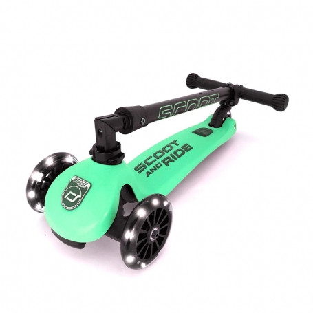 Scoot & Ride Detská kolobežka Highwaykick 3 LED kiwi 3