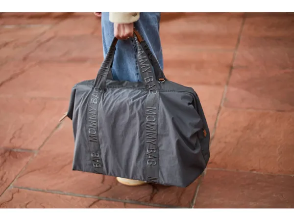 Prebaľovacia taška Mommy Bag Signature Urban Dark Grey