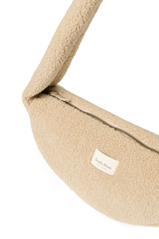 STUDIO NOOS - Teddy Mini Cross Body Bag | Ecru 3