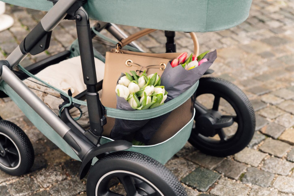 Set kočík Smile 5Z + hlboká korba, Space Black 14