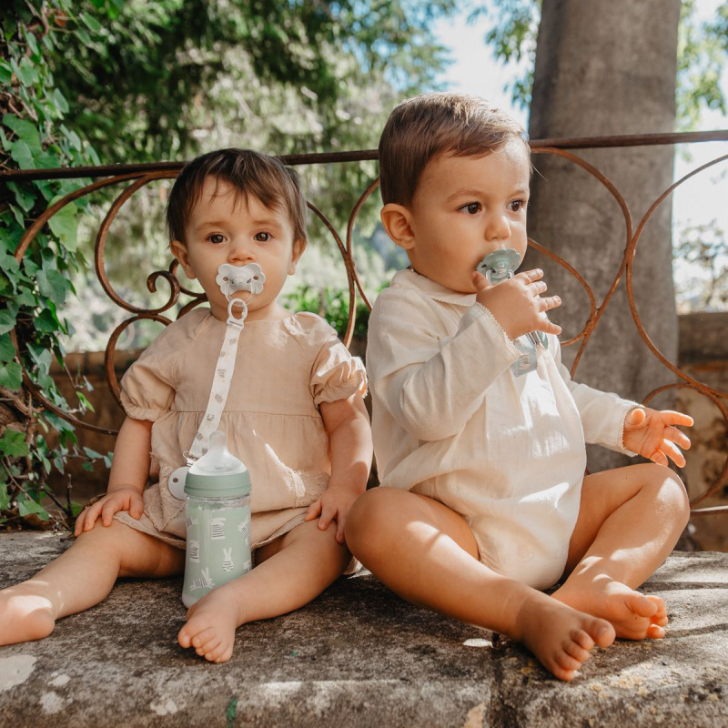 SUAVINEX | Cumlík SX PRO fyziologický WONDERLAND NEW 6/18m - zelený 2