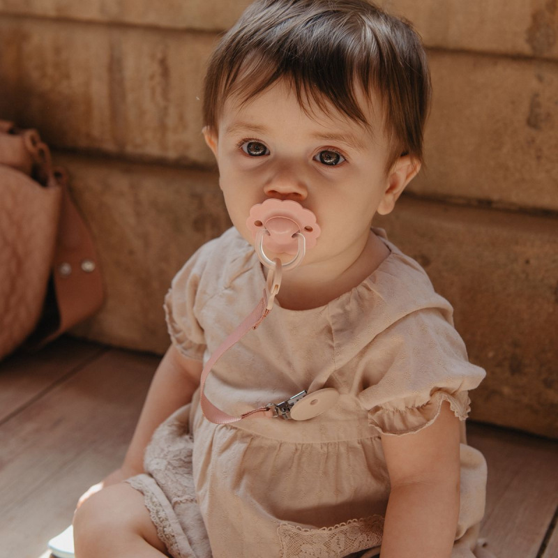 SUAVINEX | KLIP na cumlík so stuhou WONDERLAND NEW - tmavo ružový 1