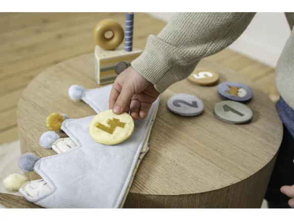 Narodeninová korunka s číslami Blue 6