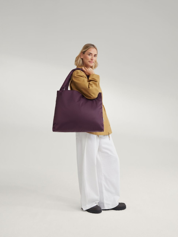STUDIO NOOS - Technical Puffy MOM BAG | Burgundy 2