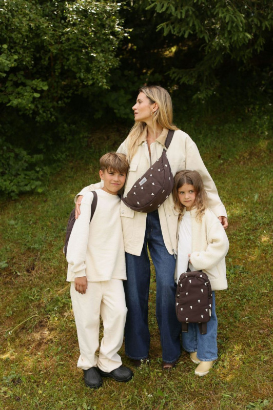 STUDIO NOOS - Puffy Mini FANNY PACK kabelka | Brown Hearts 1