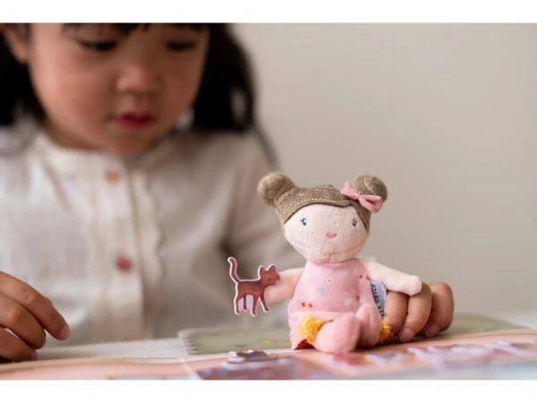 Knižka so samolepkami Dom Rosa 8