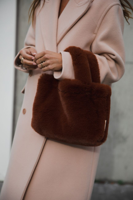 STUDIO NOOS - Faux Fur Mini Handbag | Brown 1