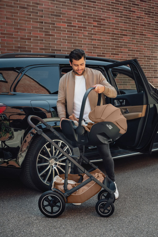 Autosedačka Baby-Safe Pro Vario Base 5Z Bundle Lux, Onyx Black 8