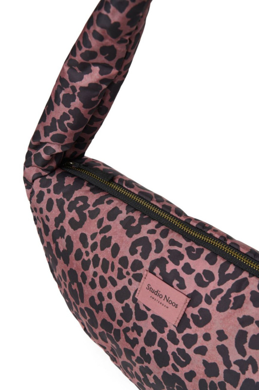 STUDIO NOOS - Puffy Mini Cross Body Bag | Red Leopard 4