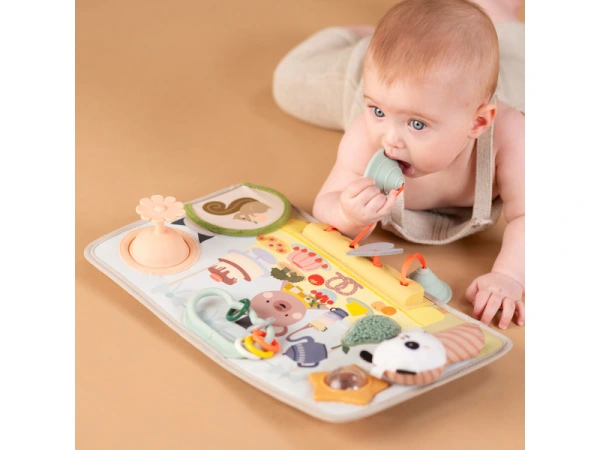 Hrací pult s aktivitami Peek, Pop & Play 6