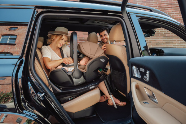 Autosedačka Baby-Safe Pro Vario Base 5Z Bundle Lux, Onyx Black 7