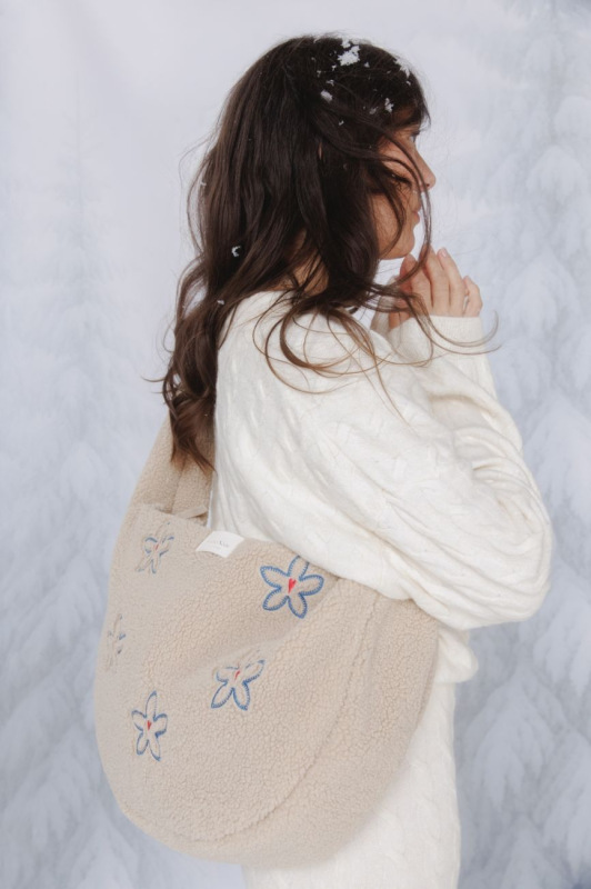 STUDIO NOOS - Teddy Cross Body Bag | Flower Hearts 1