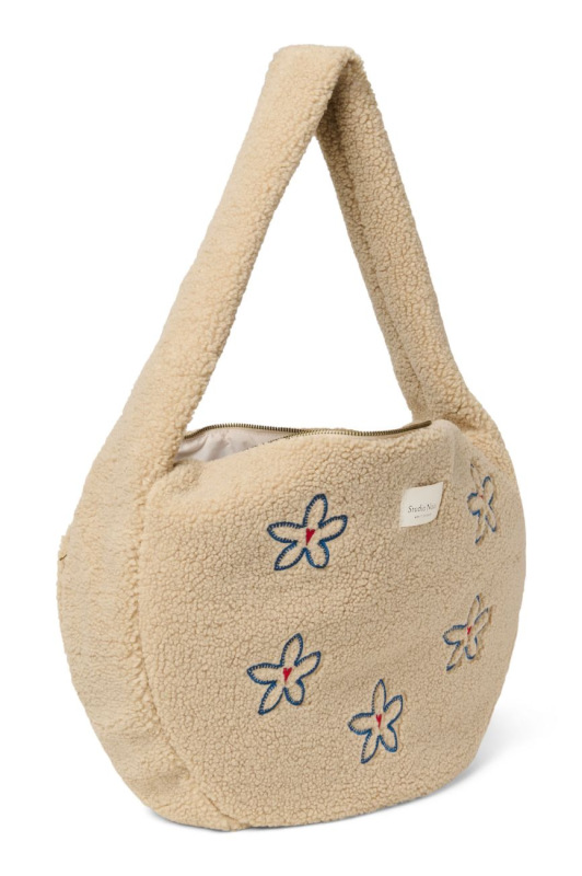 STUDIO NOOS - Teddy Cross Body Bag | Flower Hearts 2