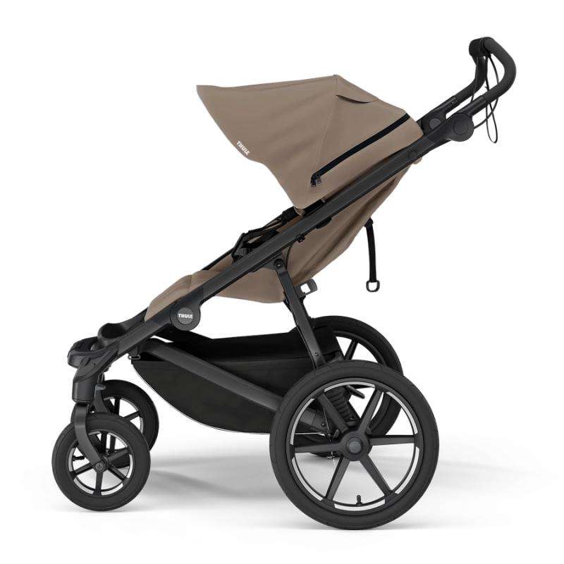 THULE Urban Glide 4-wheel športový kočík Magnetic Buckle – Tinted Taupe 1