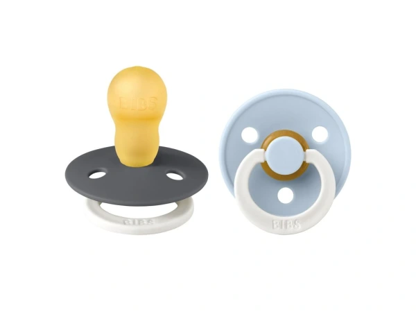 BIBS Colour nočný Iron/Baby Blue cumlík z prírodného kaučuku 2ks, veľkosť 3