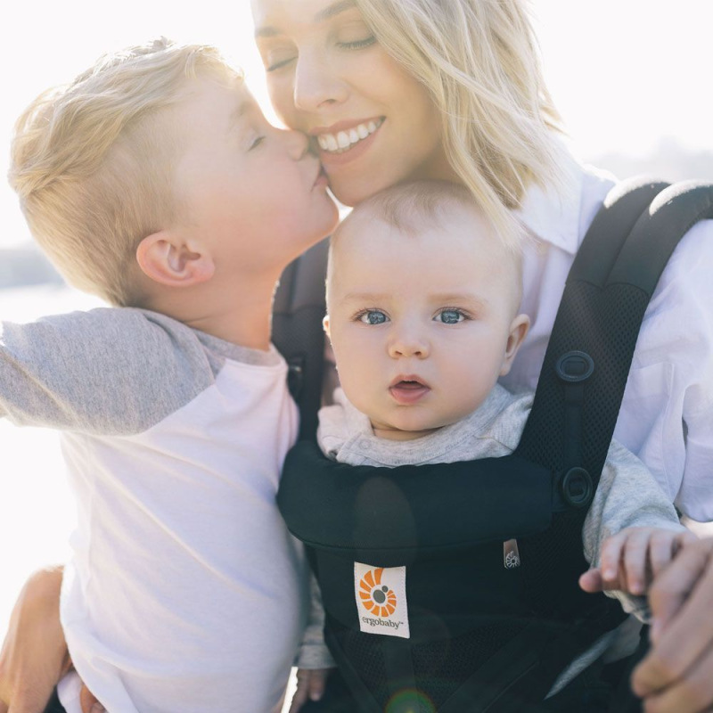 ERGOBABY | OMNI Classic Mesh - Onyx Black 5