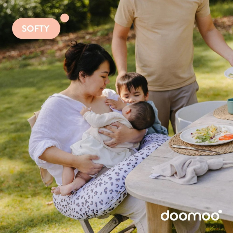 Doomoo Softy multifunkčný vankúš, LEOPARD CREAM 3