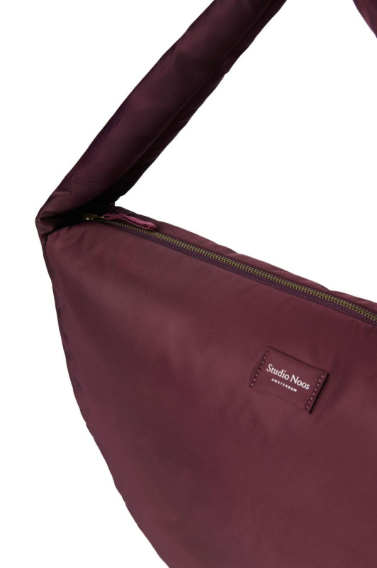 STUDIO NOOS - Technical Puffy Cross Body bag | Burgundy 4