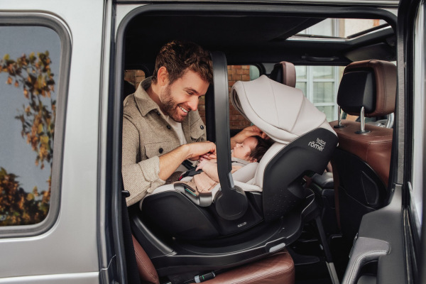 Autosedačka Baby-Safe Pro Lux, Onyx Black 9