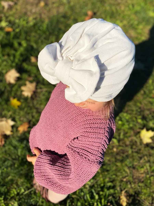 Detská čiapka / Turban s Mašľou, rebrovaná bavlna SMOTANOVÁ. 9