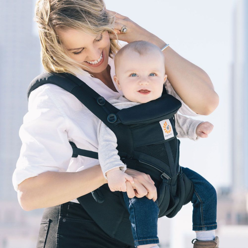 ERGOBABY | OMNI Classic Mesh - Onyx Black 4