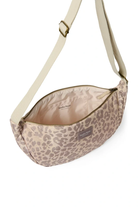 STUDIO NOOS - Puffy Adult Fanny Pack | CREAM LEOPARD 2
