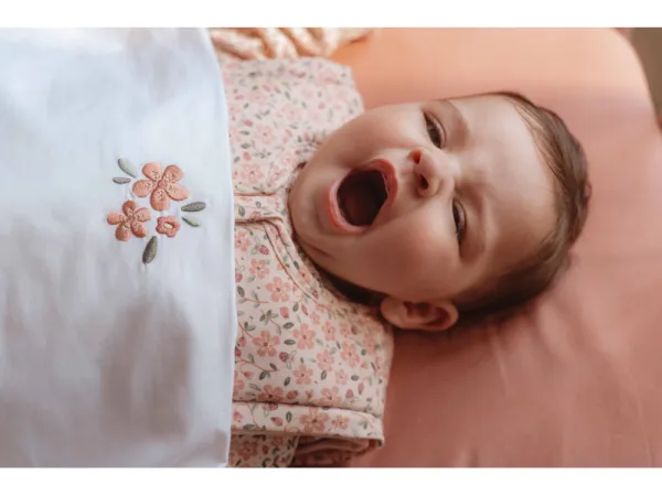 Spací vak s oddeliteľnými rukávmi 70 cm Fairy Floral 2