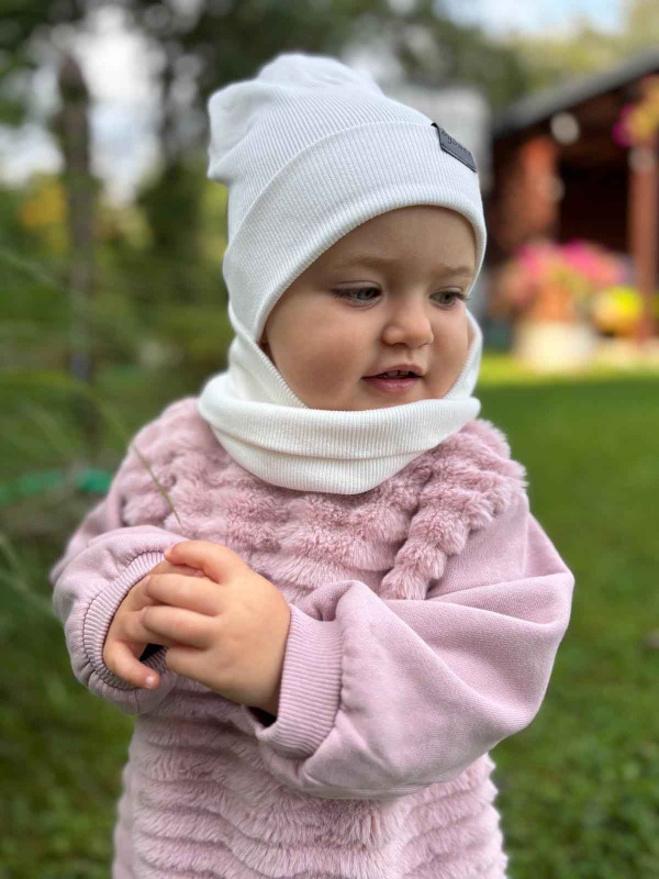Bavlnená detská čiapka rebro - SMOTANOVÁ 2