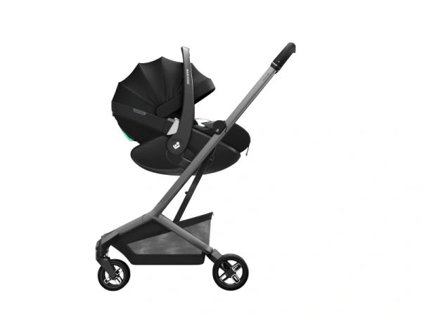 Fame Cabin kočík Onyx Black 11