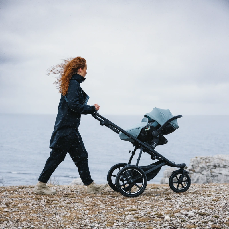 THULE Urban Glide 3 športový kočík Magnetic Buckle – Mid Blue 3