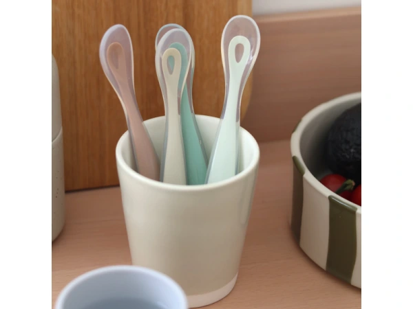 Prvé lyžičky silikónové 4 ks Natural 3