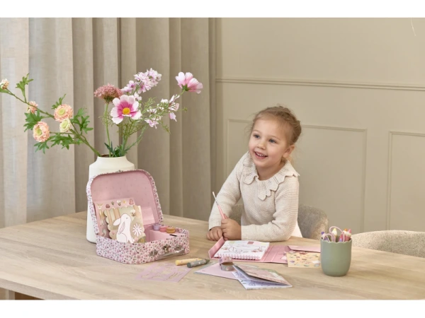 Kreatívna sada v kufríku Rosa 9