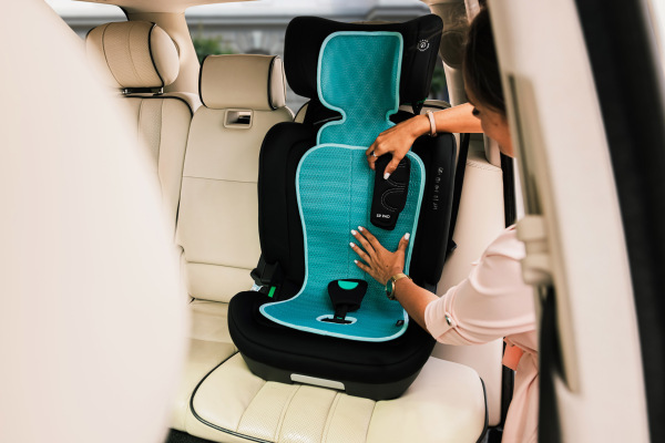 Priedušná podložka do autosedačky Breeze sk. 2/3, Aquatic Green 11