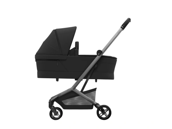 Fame Cabin kočík Onyx Black 10